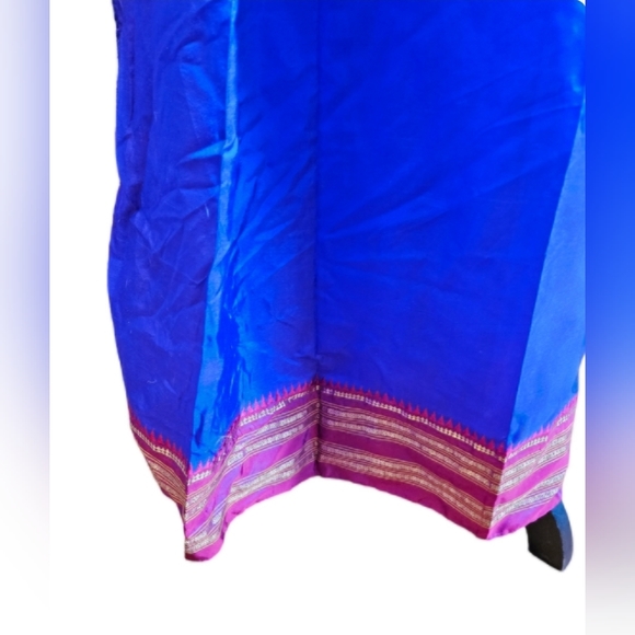 SILKY Indigo Blue and Wedding Red Saree - Picture 4 of 11